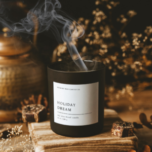 Holiday Dream 10 oz. Candle